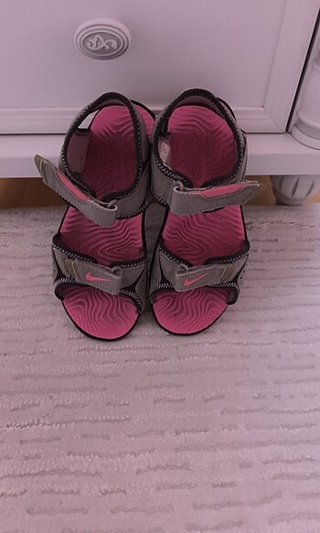 Nike çocuk sandalet 33.5