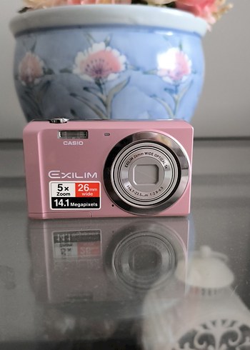 Casio 14.1 fotoğraf makinası