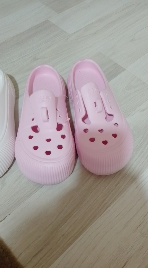 kadın terlik - Görsel 2