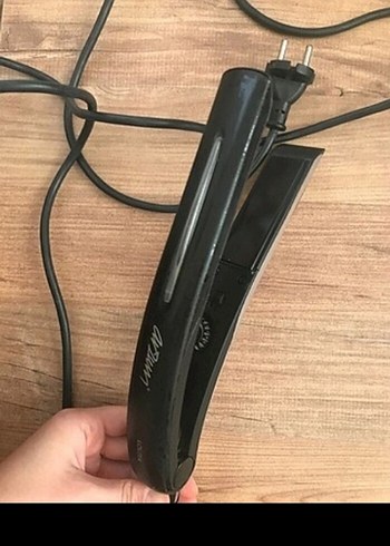 Mavi Saç Düzleştirici - Görsel 2