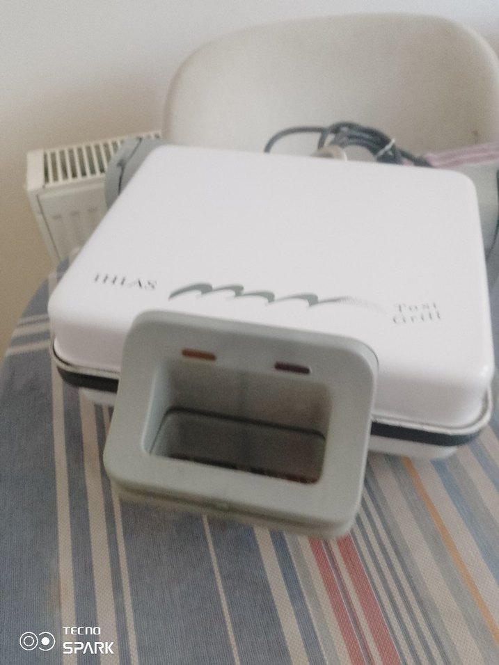 Beyaz Tost ve Izgara Makinesi - Görsel 3