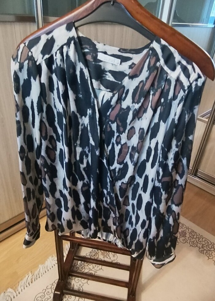 Kruvaze Bluz - Görsel 3