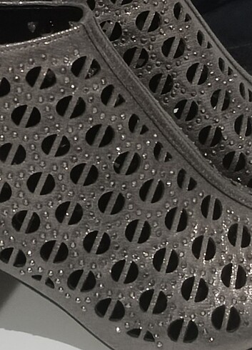 Tarz ve şık bot - Görsel 13