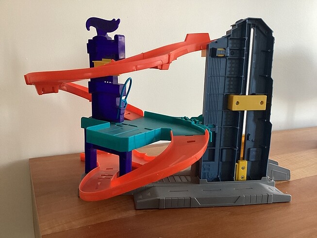 Diğer Hotwheels garaj