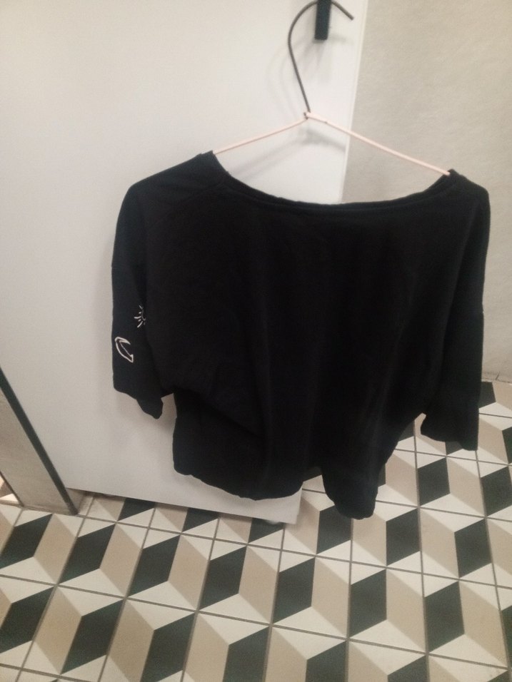 Siyah Baskılı Hamile Tişörtü - Görsel 4