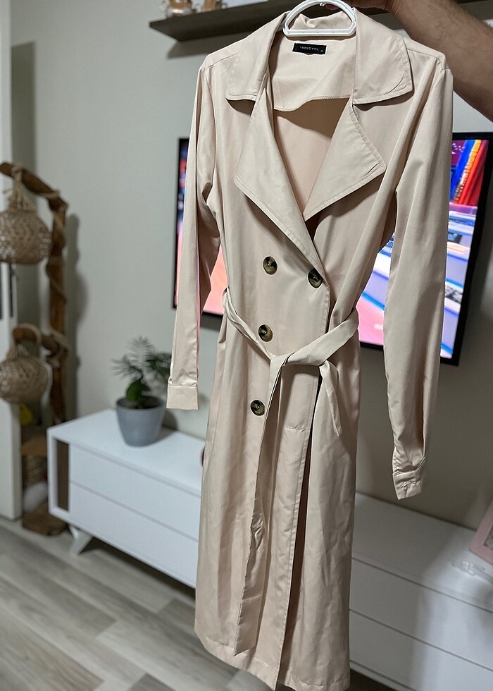 Bej trençkot sadece 1 kez giydim yeni - Görsel 2