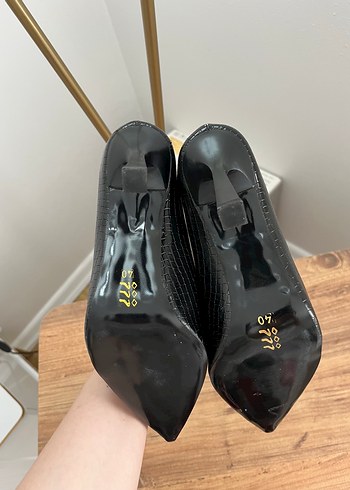 40 Beden siyah Renk Siyah Yılan Desenli Pileli Stiletto