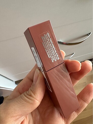 Beden Maybelline