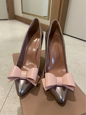 Red Valentino Stiletto