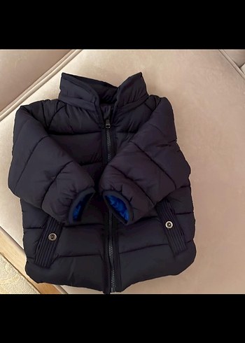 Erkek Çocuk Koyu Mavi Kapüşonlu Mont - Görsel 4