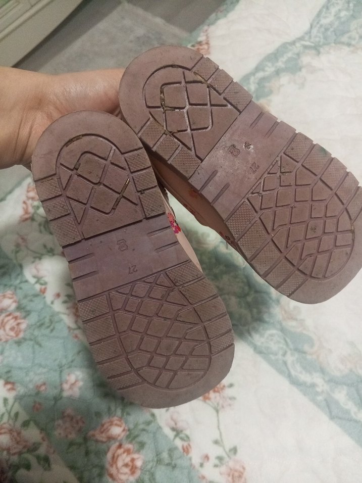 kız çocuk bot - Görsel 3