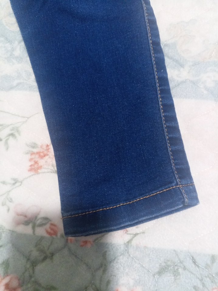 kız Çocuk Renkli Batik Desenli Kot Pantolon - Görsel 3