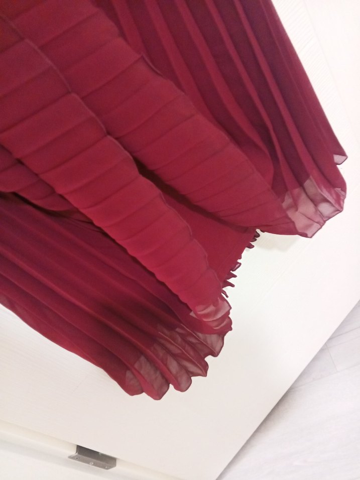 Bordo Piliseli Kadın Uzun Elbise - Görsel 5