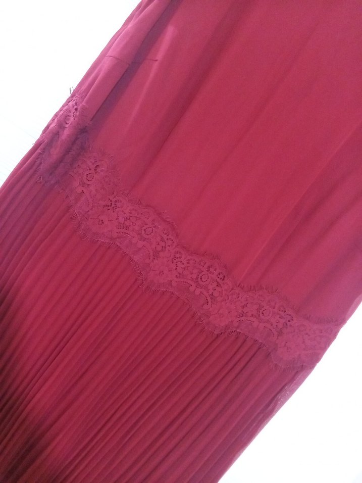 Bordo Piliseli Kadın Uzun Elbise - Görsel 2