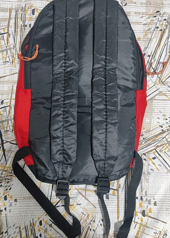 Kırmızı küçük sırt çantası - Görsel 2