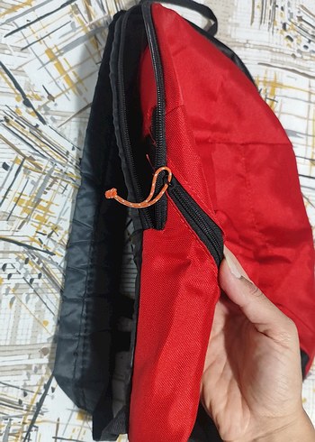 Kırmızı küçük sırt çantası - Görsel 4