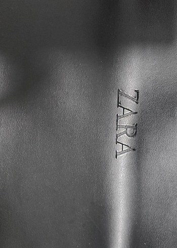 Zara Siyah Deri Fermuarlı Kadın Çanta - Görsel 2