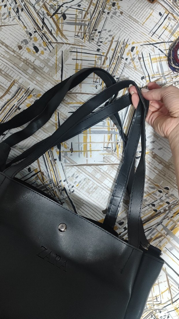Zara Siyah Deri Fermuarlı Kadın Çanta - Görsel 3