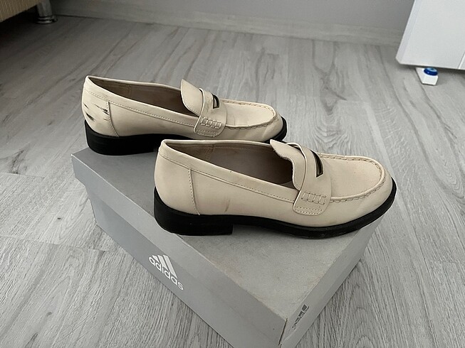 Stradivarius Loafer