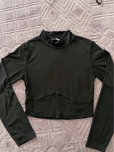 Siyah crop bluz