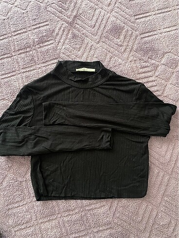 Siyah crop