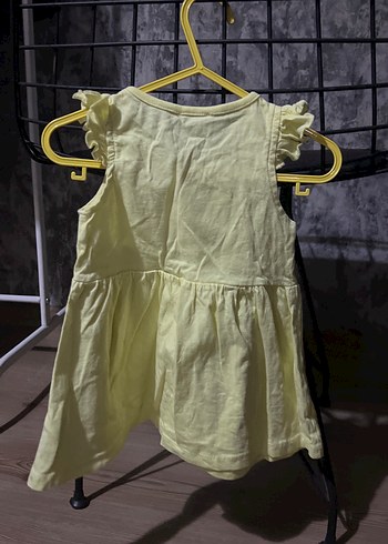 Sarı Kolsuz Kız Çocuk Elbise - Görsel 4