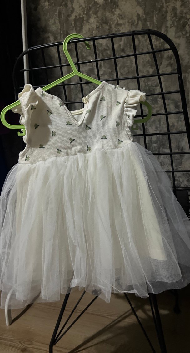 Kız Çocuk Fırfırlı Nakışlı Beyaz Elbise - Görsel 3