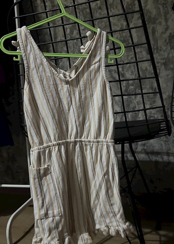 Kızlar için keten düğmeli askılı tulum - Görsel 3