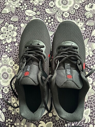 Nike siyah ayakkabı