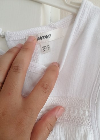 36 Beden Pamuklu Beyaz Kolsuz Tunik