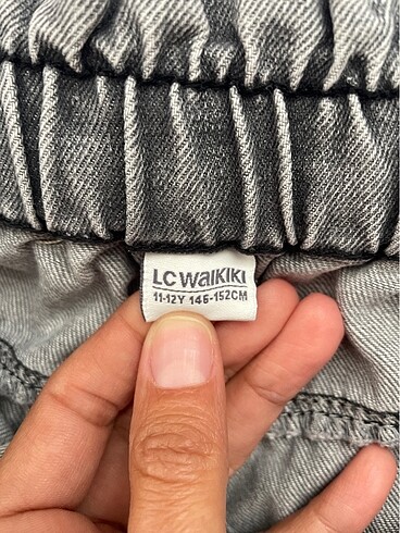 11-12 Yaş Beden Lcwaikiki jean rahat pantalon