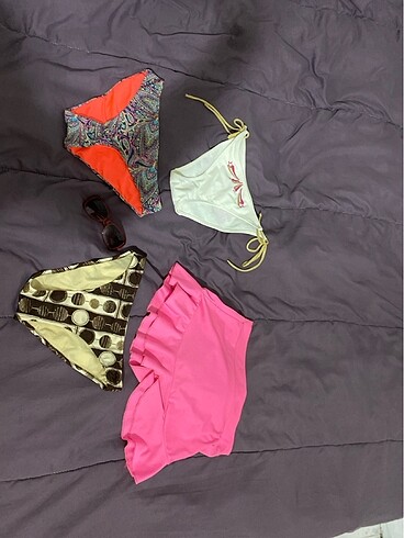 Üçlü kadın bikini altı