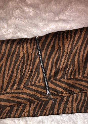 Bershka Kahverengi Zebra Desenli Midi Mini Etek