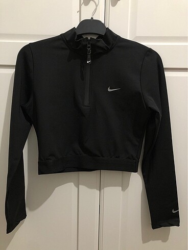 Nike mini üst