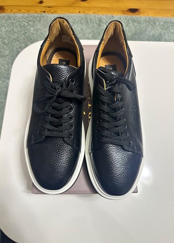 Kemal Tanca Sik Siyah Deri Sneaker