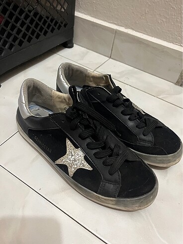 Golden goose