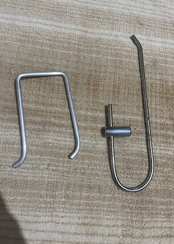 Gri Metal banyo havlu askılık