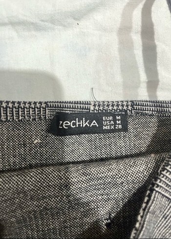 m Beden Düğmeli Ekose Desenli Gri Crop Top