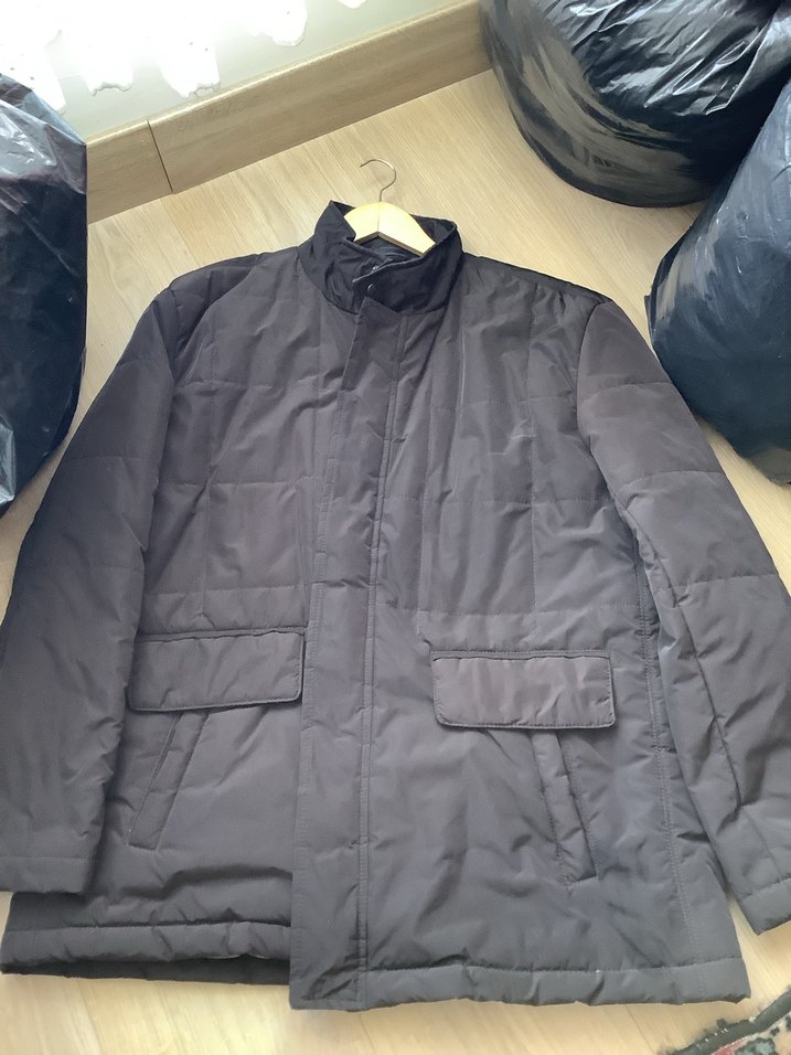 Düğmeli Siyah Erkek Kaban, Yüksek Yakalı - Görsel 2