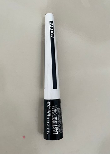 Maybelline Lasting Drama Mat Siyah eyeliner