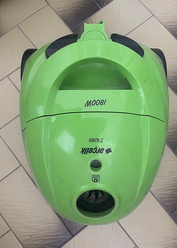 Renkli Yeşil Arçelik Elektrikli Süpürge