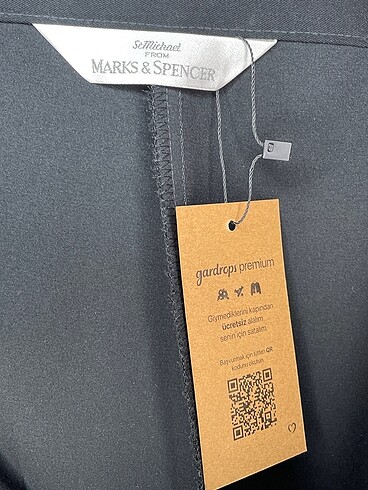 40 Beden siyah Renk Marks & Spencer Kumaş Pantolon %70 İndirimli.