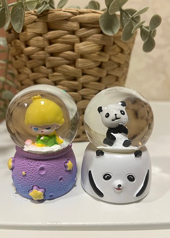 Renkli Flamingo ve Astronot Kar Küreleri - Görsel 2