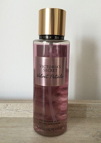 Victoria s Secret Velvet Petals