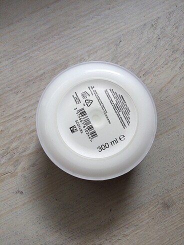  Beden Renk Neutrogena Krem