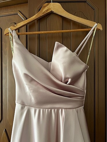 Saten nişan elbisesi - Görsel 5