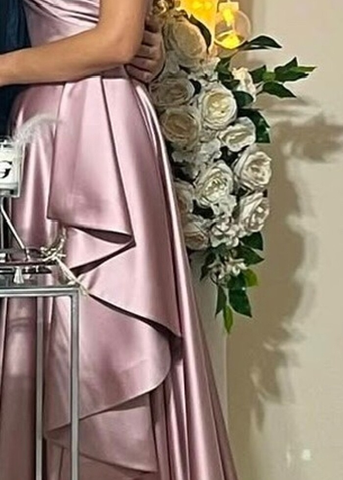 Saten nişan elbisesi - Görsel 3