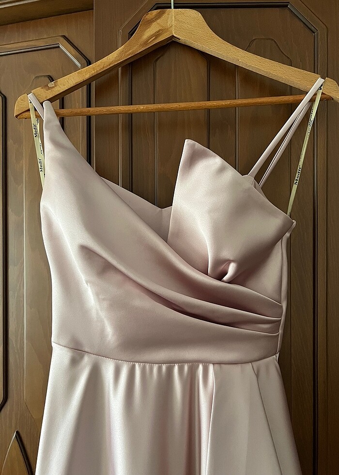 Saten nişan elbisesi - Görsel 5