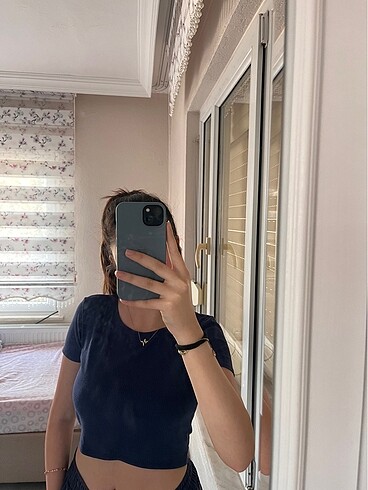 l Beden Lacivert fitilli crop tişört