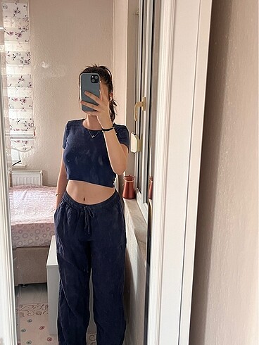 Lacivert fitilli crop tişört